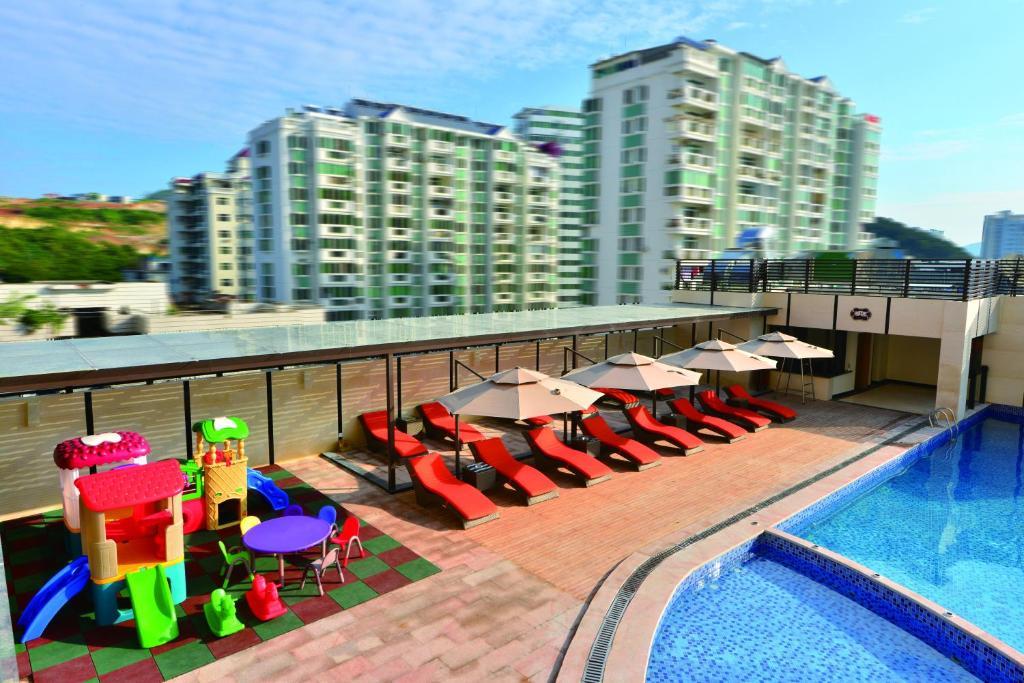 Barry Boutique Hotel Sanya Exterior photo